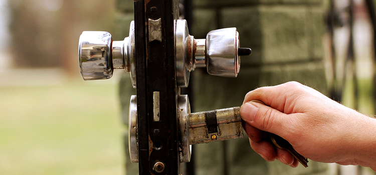 front door latch repair Thousand Oaks