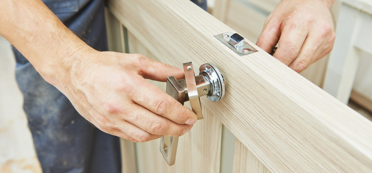 interior door repair Thousand Oaks